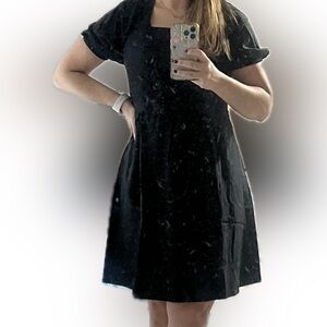 Black Square-Neck Midi Dress with Puff Sleeves by Unknown Brand